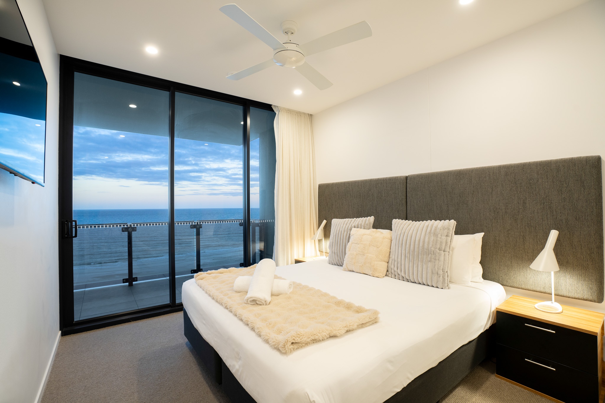1 &2 Bedroom Oceanfront-7