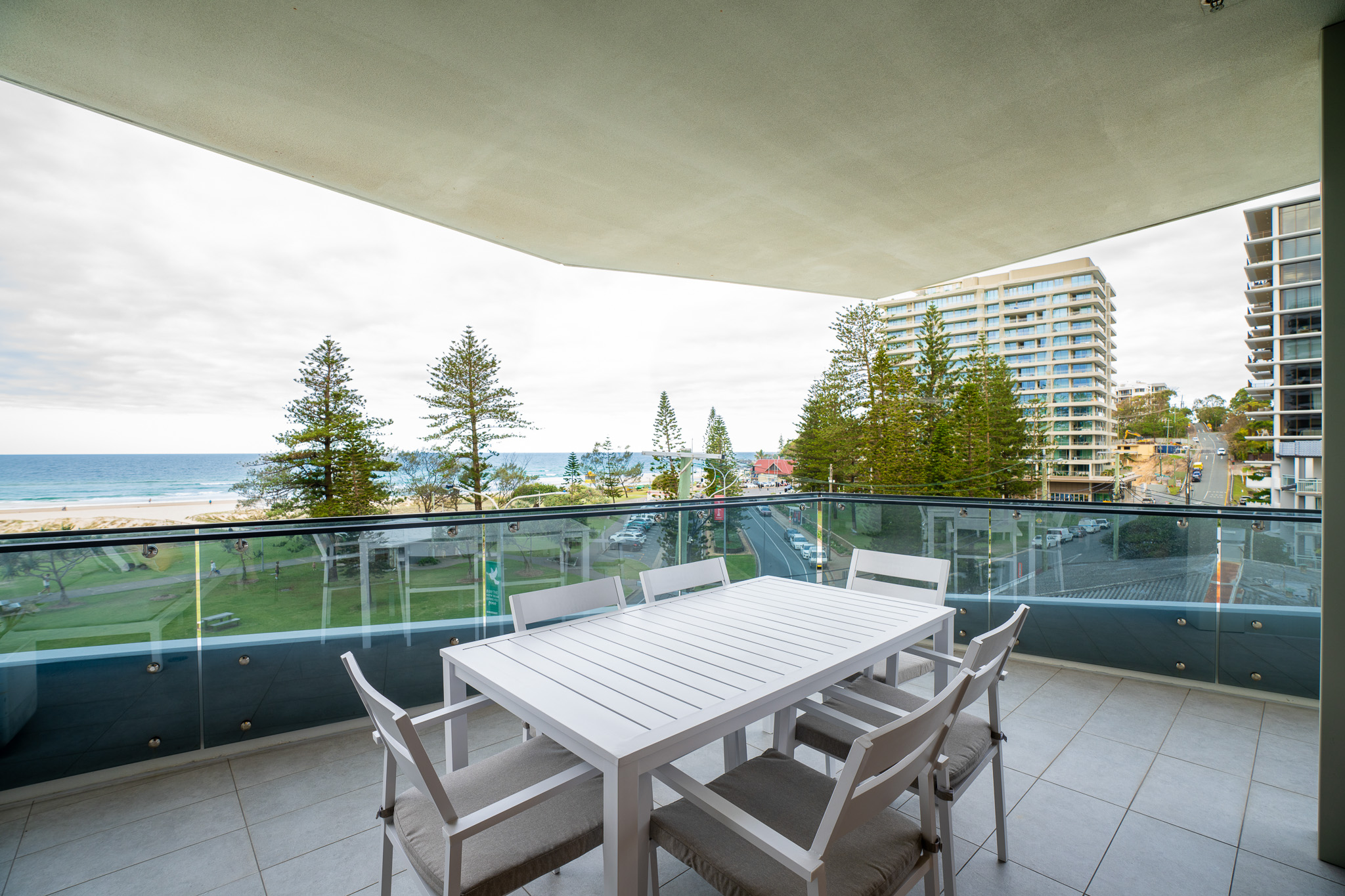 3 Bedroom Oceanfront-11